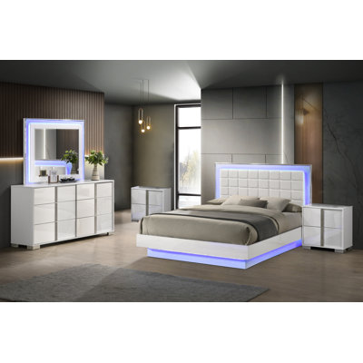 Elma Piece Bedroom Set