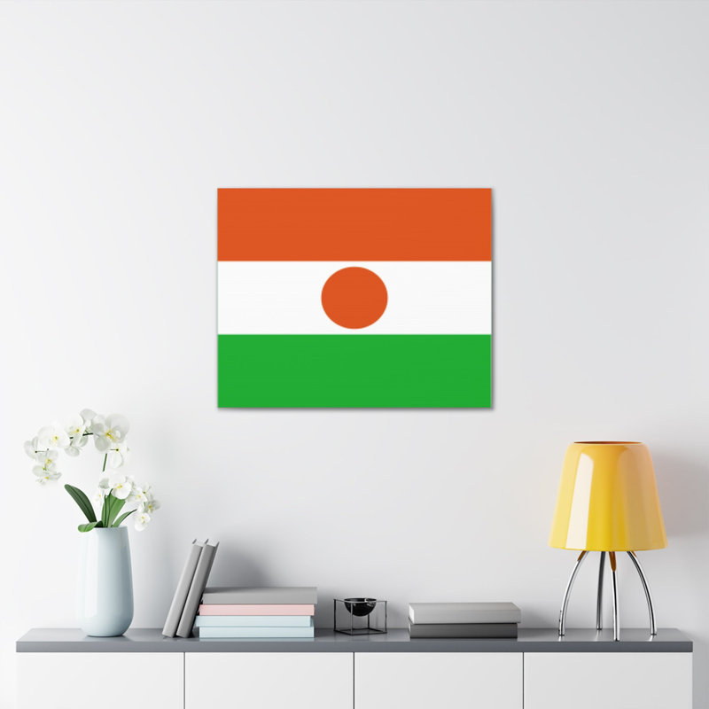 "Drapeau du pays nigérien" sur toile, H 18 po x l 24 po