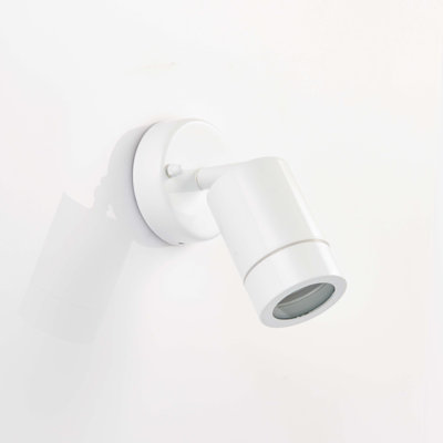 Metcalfe 14.8cm H Outdoor Armed Sconce