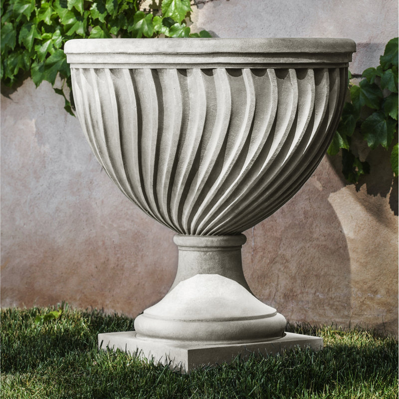Quadrille Handmade Planter, Natural