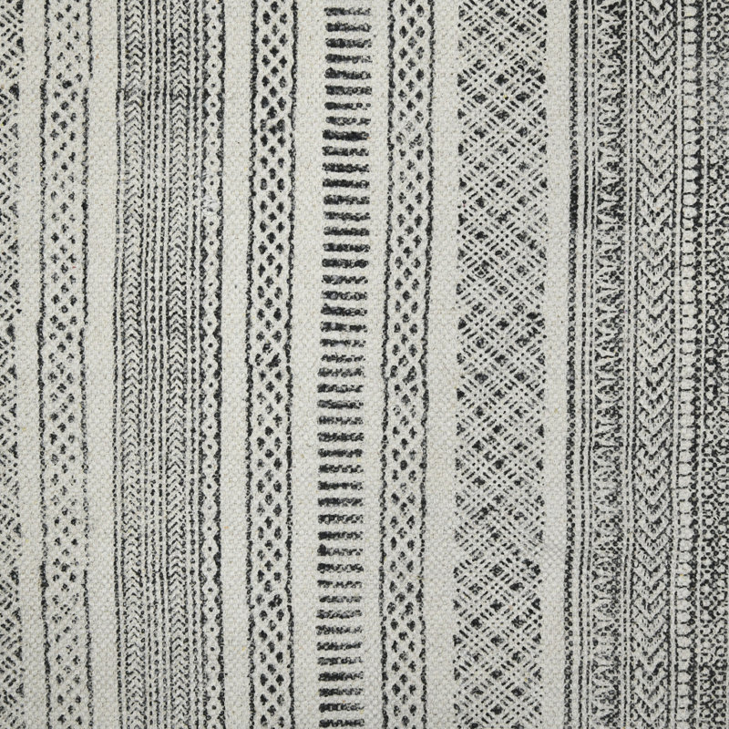Tapis ivoire et noir tissé à plat à la main 2 pi x 3 pi avec franges