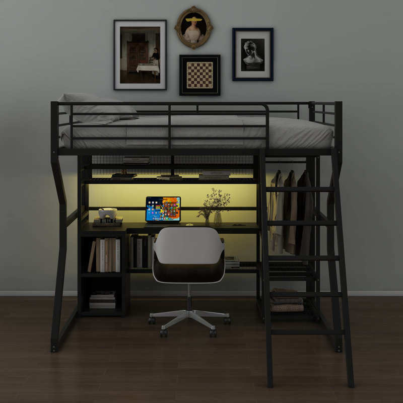 Lit surélevé pour jouer en métal pleine grandeur avec espace de travail intégré, garde-robe ouvert, éclairage DEL et plusieurs options de rangement