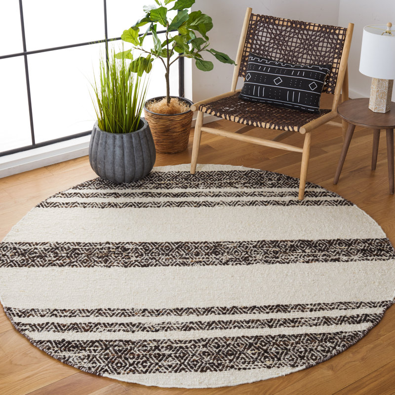 Abbee Natura Hand Woven Wool/Cotton Southwestern Rug in Ivory/Black, Round 6'