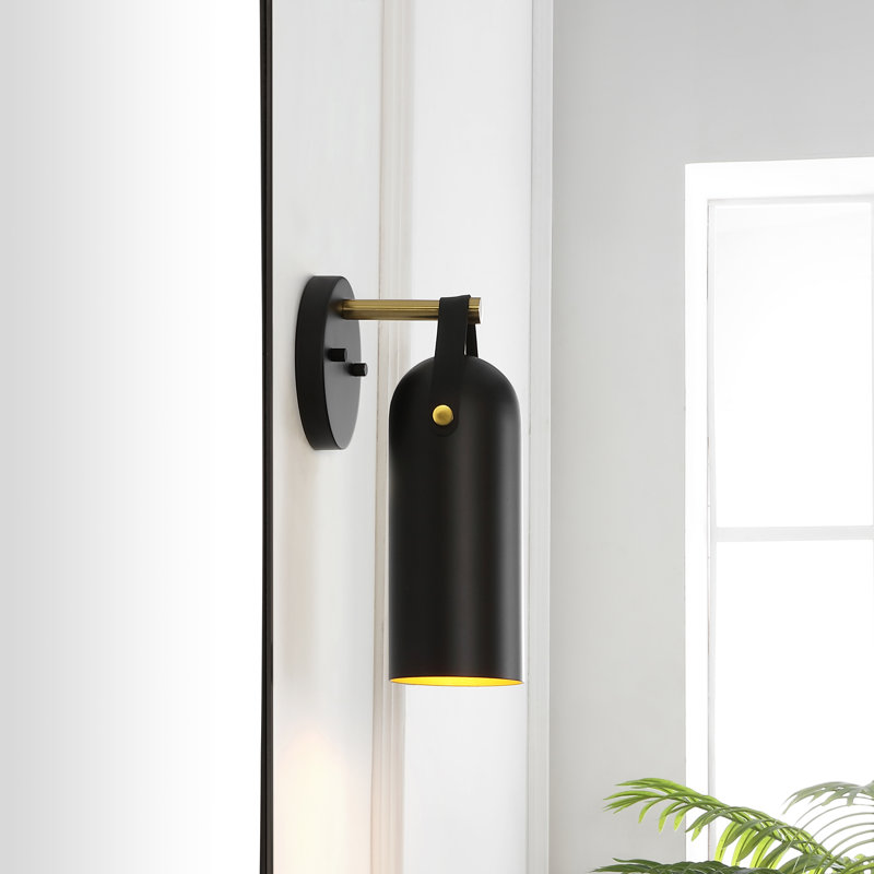 Caniah Armed Sconce, Black