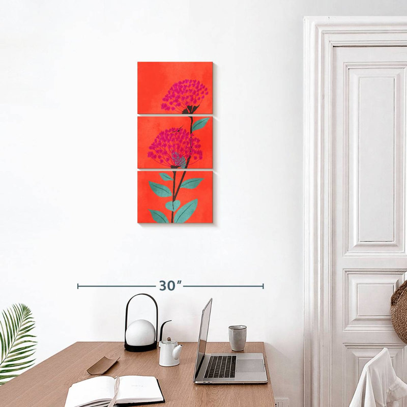 Fleur tropicale au coucher du soleil, H 27 po x l 12 po