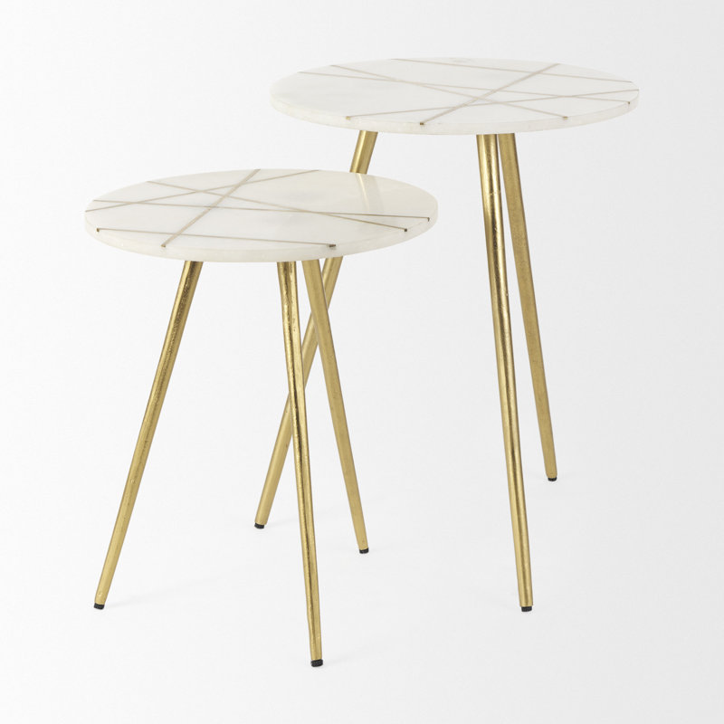 Table de bout à 3 pieds, H 19 po x L 16 po x l 16 po