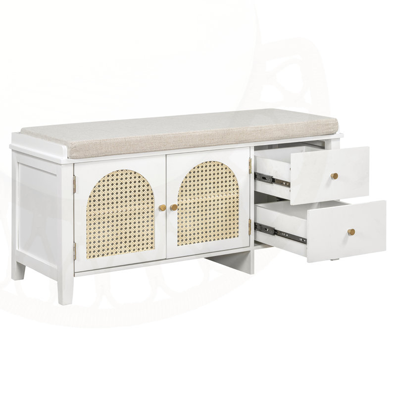 Banc à chaussures en rotin indémodable avec coussin et poignées plaquées or Timeless, Blanc