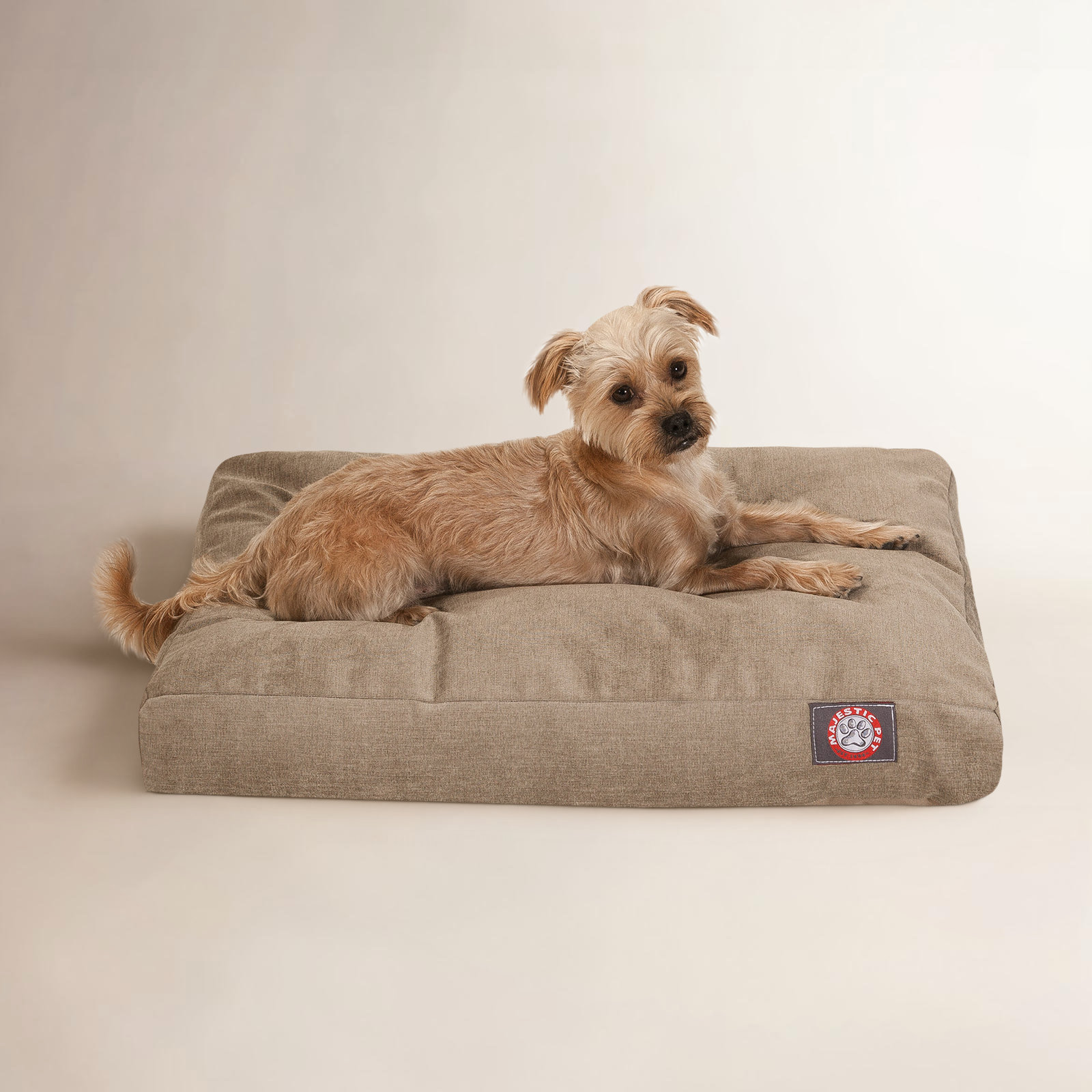 Villa Pet Pillow, Large (36" W x 44" D x 5" H), Pearl