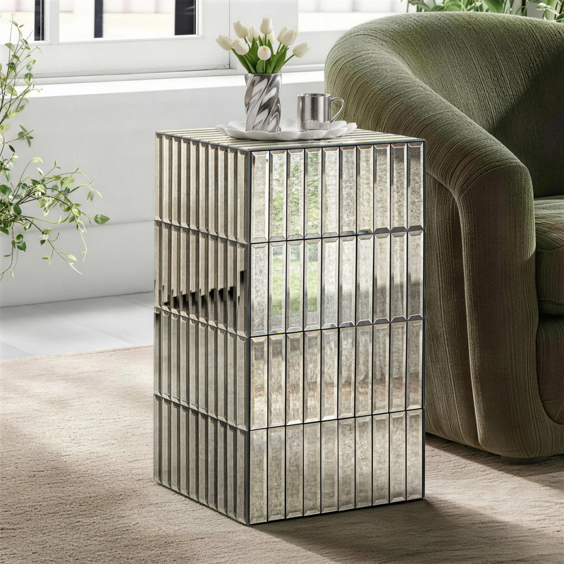 Petite table de bout avec miroir Adelais