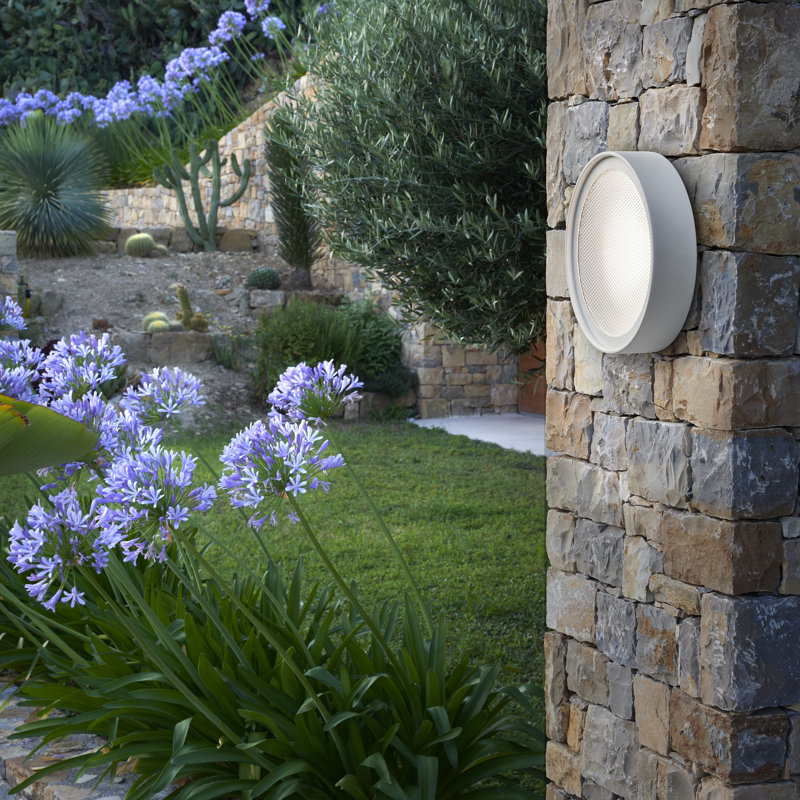 Berlin 1 - Light Outdoor Sconce, Matte Black
