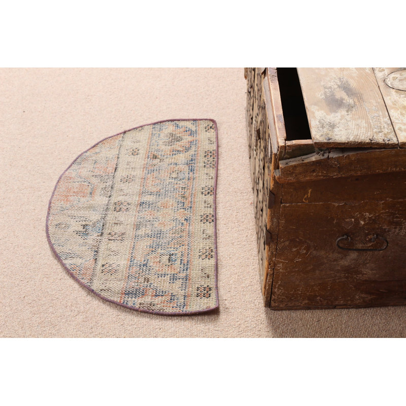 Charmant petit tapis turc Anatolian rond idéal pour l'entrée ou comme un joli décor dans la décoration intérieure