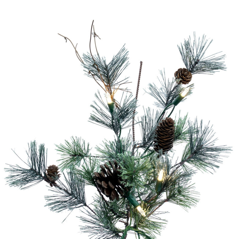 Dakota Pine 108 " Pre-Lit Garland