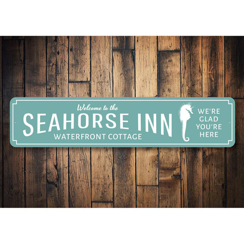 Panneau en aluminium «Seahorse Inn Welcome», H 4 po x l 18 po x P 0,04 po