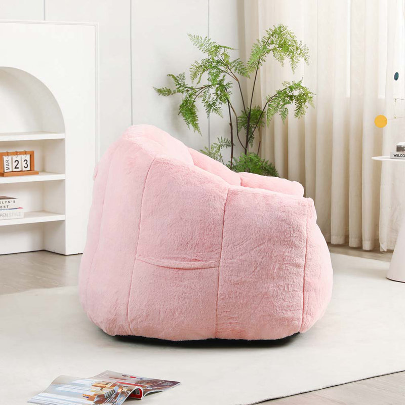 Fauteuil à billes, Fausse fourrure rose