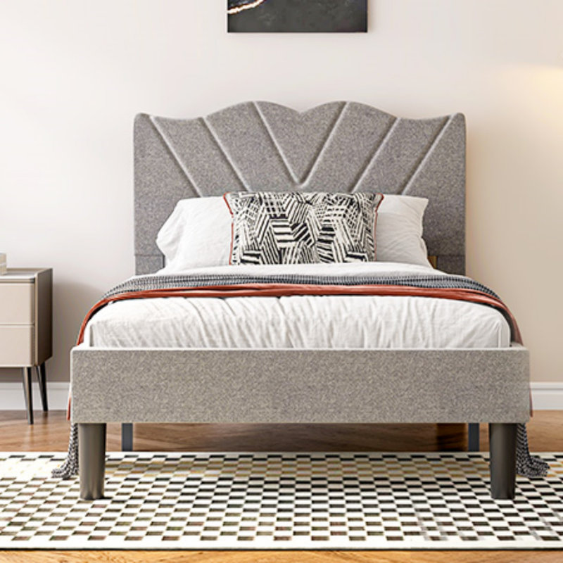 Lit plateforme tapissier, Simple