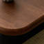 Table basse moderne de style médiéval-128964126