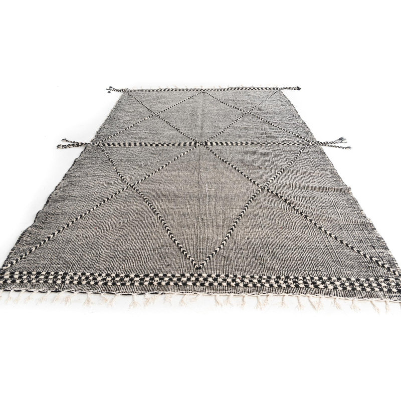 Odea Black and White Rug