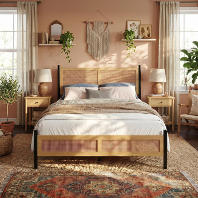 Structure de lit double en rotin avec tête de lit en osier tressé à la main, base de lit plateforme Boho, rangement sous le lit, aucun sommier requis, lattes de bois, assemblage facile, silencieux
