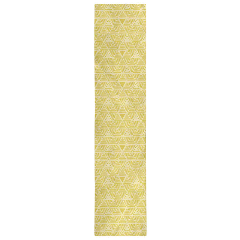 Chemin de table à triangles dessinés à la main Classic, Jaune, 16 po x 90 po