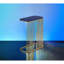 Table d'appoint hypnotisante bleue et dorée avec des options utilitaires distinctives captivantes