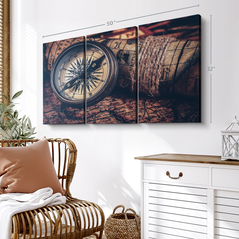 «Compass And Old Map» sur toile, H 32 po x l 50 po x P 1,25 po