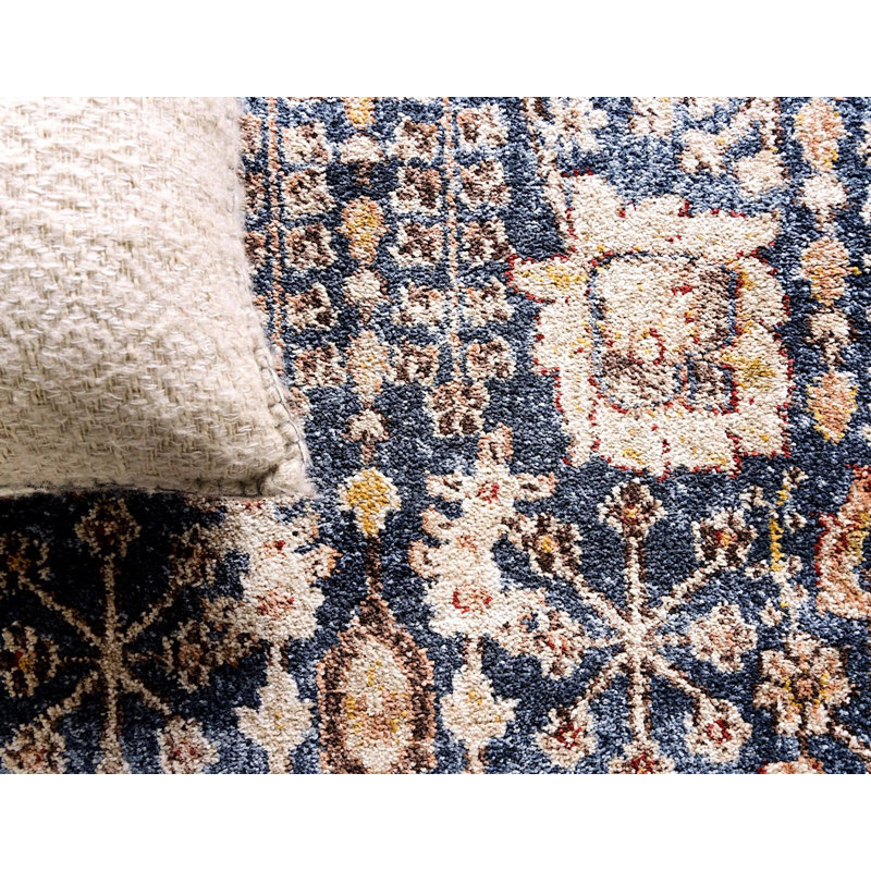 Edens Oriental Indoor Rug, Rectangle 8' x 10'