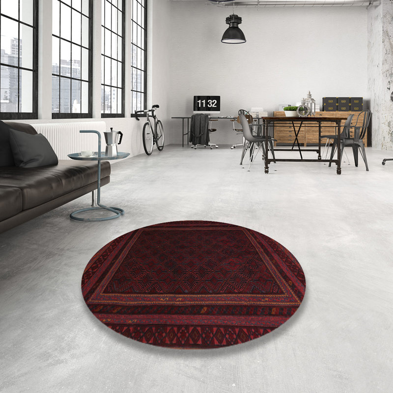 Tapis rouge à motif sud-ouest, Rond 7 pi