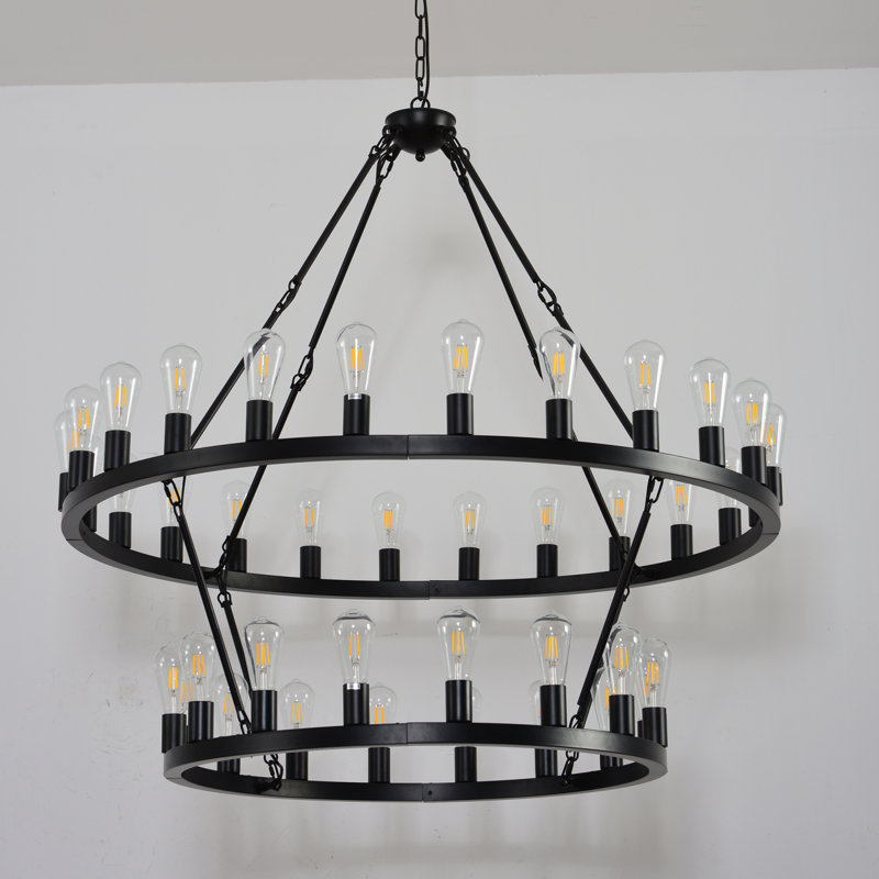 Lustre Wagon Wheel avec 36 lumières, hauteur réglable, idéal pour les grands espaces