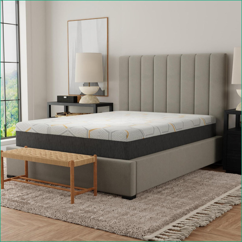 Matelas Mousse viscoélastique gélifiée rafraîchissante en cuivre de 12 po avec support de bord et base à grille d'air très grand californien | Mousse | Gris clair