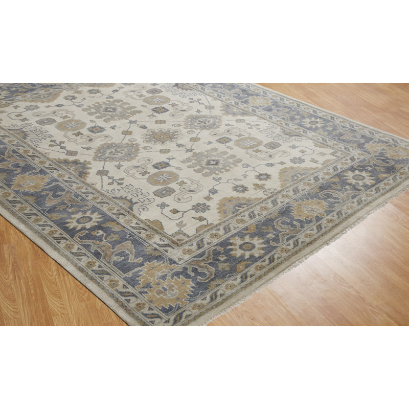 Hand Knotted Wool Ivory/Blue Area Rug, Rectangle 8' x 10', Ivory