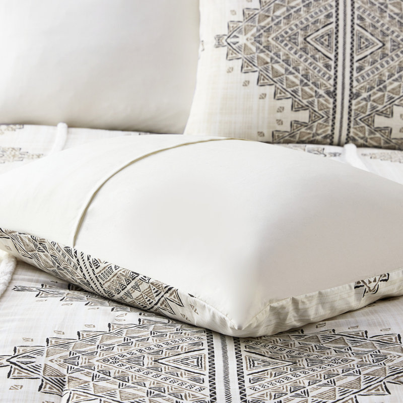Édredon pour lit double / grand 4 pièces avec coussin décoratif. Noir / imprimé. Rembourrage. . Global Inspired Factor. Imprimé lavable à la machine.