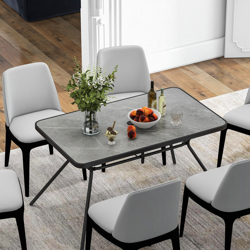 Table de salle à manger rectangulaire en marbre avec trou pour parasol 49 po x 29,5 po Charlton Home