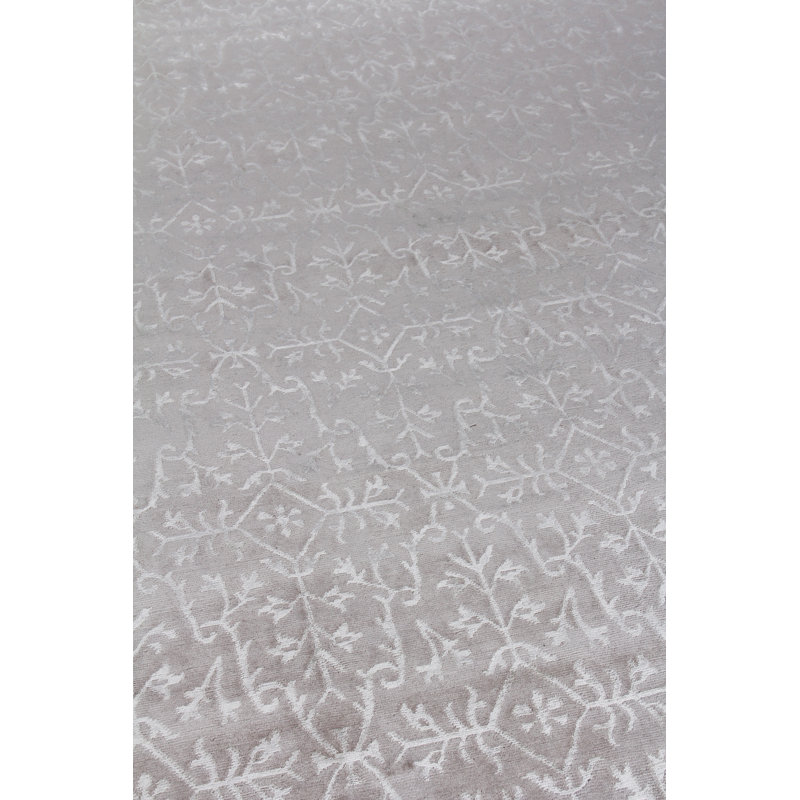 Metro-Velvet Ikat Area Rug in Ivory/Beige, Rectangle 13'6" x 17'6"