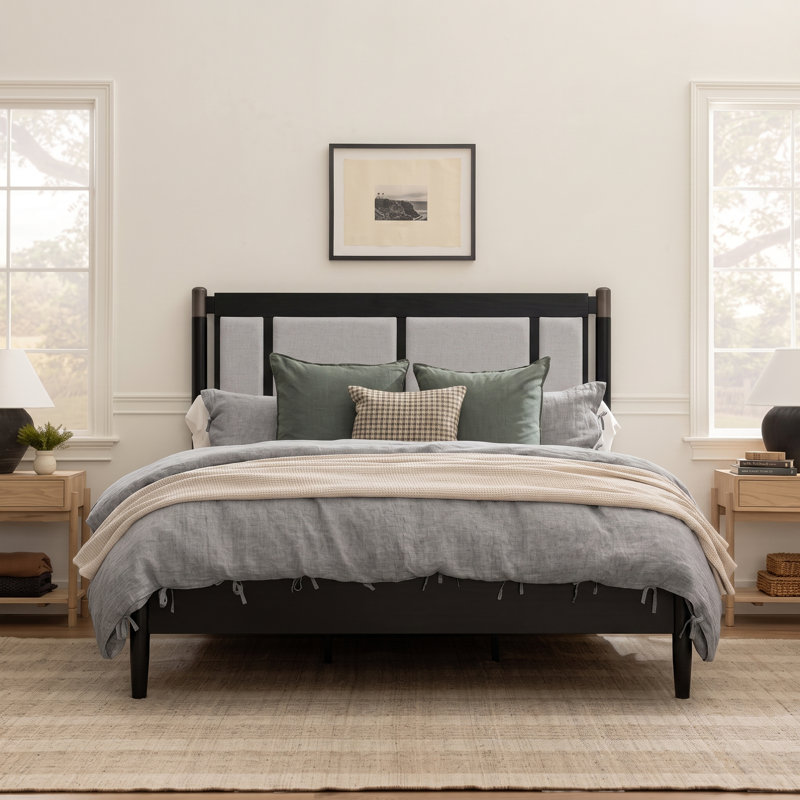 Lit plateforme tapissier en bois avec tête de lit Grand Astoria, Grand, Noir / gris foncé