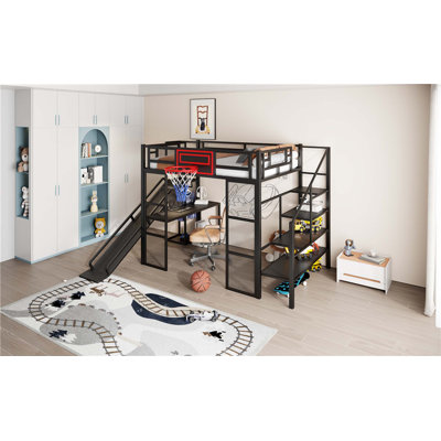 Lit mezzanine en métal avec bureau intégré, garde-robe ouverte, panier de basketball, glissade et escalier