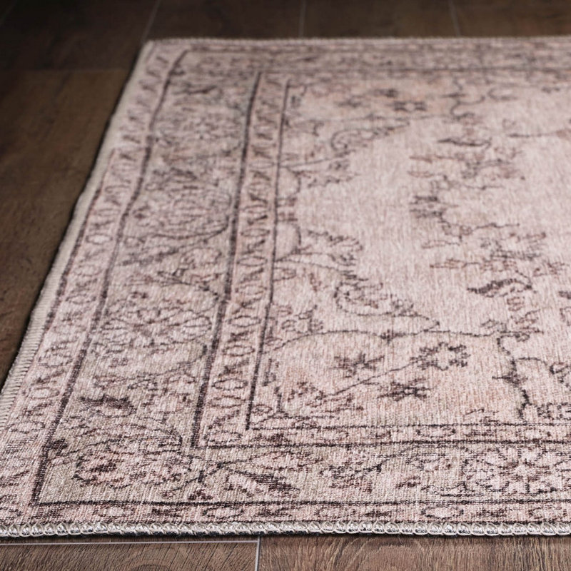 Tapis oriental en polyester beige / gris Brainard, Rectangle 6 pi 11 po x 10 pi 2 po
