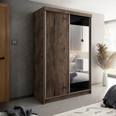 32 Laminate Wardrobe