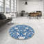 Tapis bleu à motif géométrique Kogan-730004333