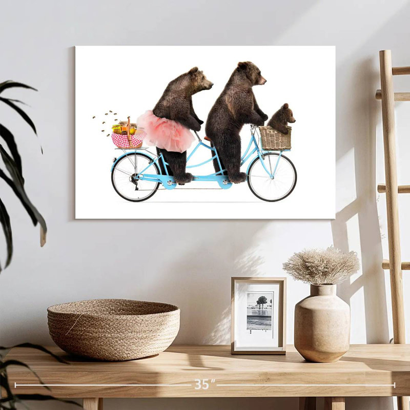 Trois ours à vélo, H 16 po x l 24 po