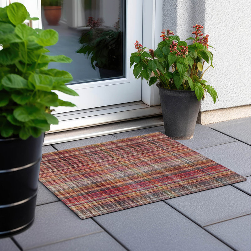 Tapis intérieur / extérieur Kinslee, Rectangle 1 pi 8 po x 2 pi 6 po