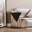 Table de bout moderne à motif géométrique-723604278