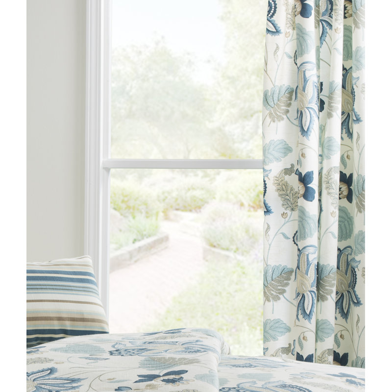 Leeman Curtain