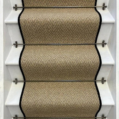 Stair Runner 15 cm x 20 cm Chevron Looped / Hooked Area Rug