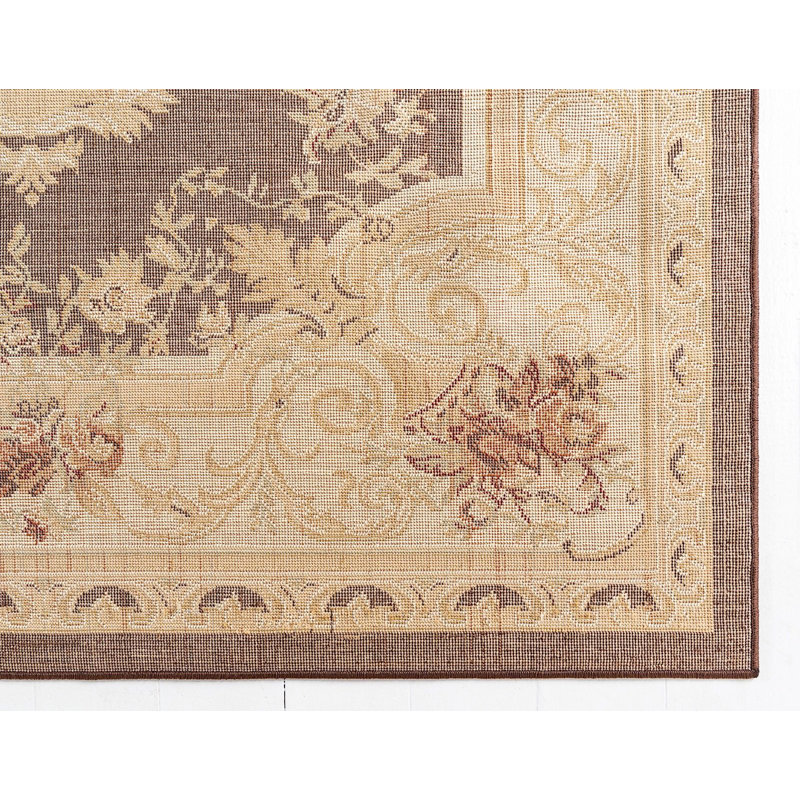 Gangemi Oriental Indoor Rug, Rectangle 5' x 8'