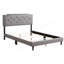 Charmant lit double dans des tons doux-1687285103-1687285393