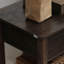 Table de bout avec tiroir, table d'appoint avec plateau supérieur et tablette inférieure pour les petits espaces