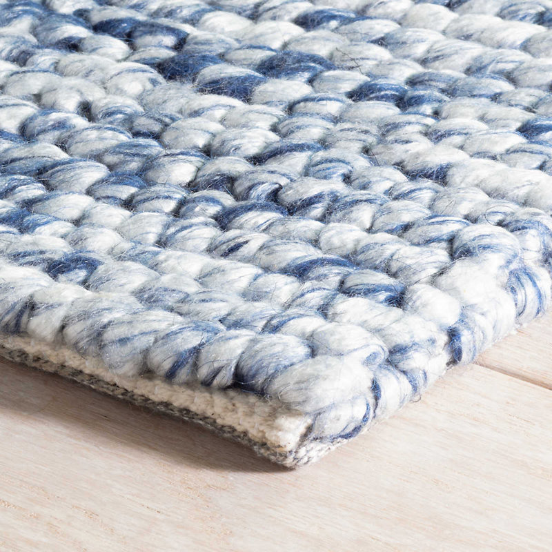 Niels Navy Handwoven Wool/Viscose Rug, Rectangle 2' x 3'