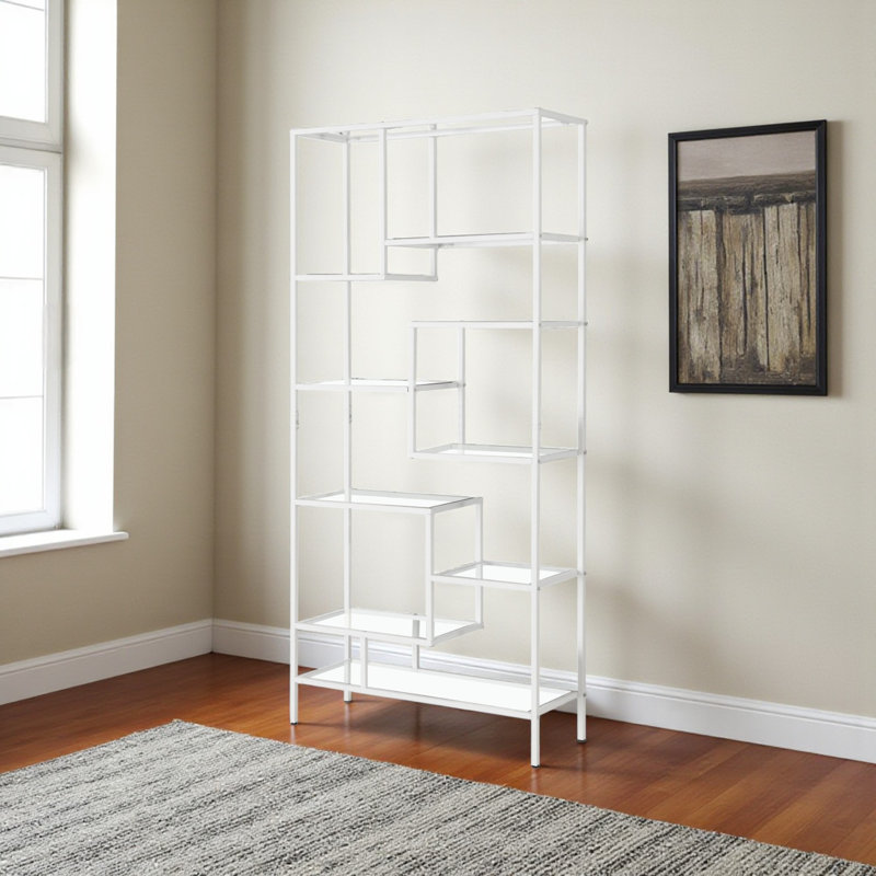 Étagère Lucia avec 9 tablettes en verre au fini blanc, H 71,78 po x l 31,88 po x P 11,81 po Lucia