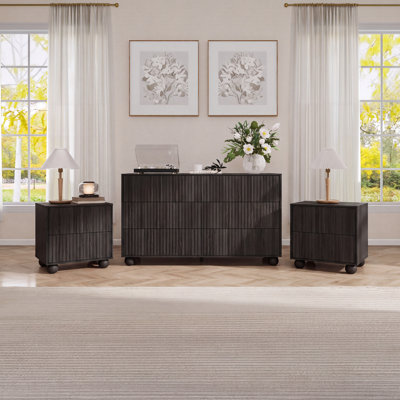 Ashford Bedroom Set with 3 Pieces (fluted 6-drawer Dresser  2-drawer Nightstand Set of 2)