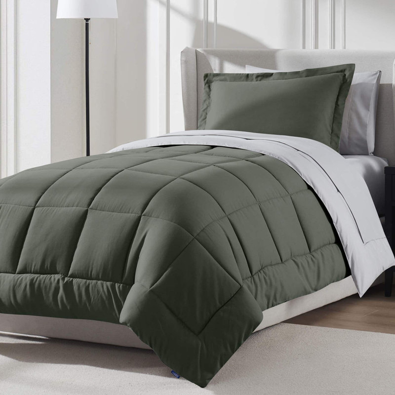 Bed-in-A-Bag Reversible Comforter Set with Bed Sheets & Memory Foam Cooling Pillows, Twin XL Comforter + 6 Additional Pieces